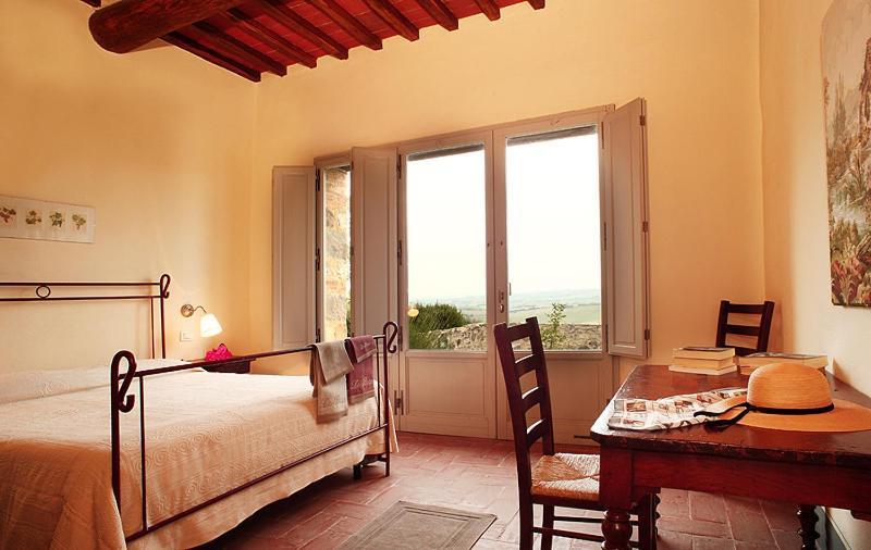 Agriturismo Podere La Casa Монтальчино Екстер'єр фото